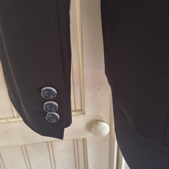 Tommy Hilfiger Woman’s Black Blazer with Striped Lining - Picture 6 of 14